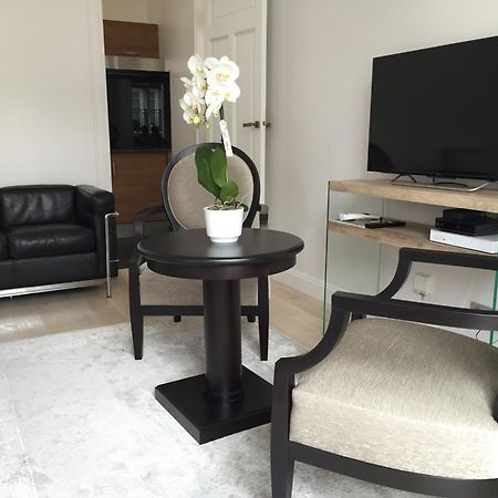 Appartement Champs Elysees Parijs Buitenkant foto